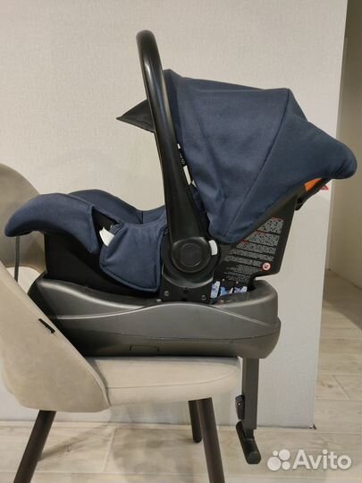 Автолюлька Inglesina с базой isofix