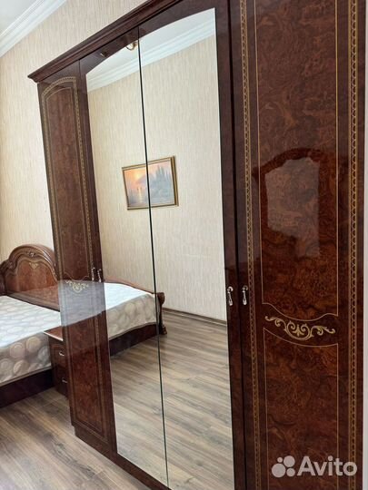 Спальный гарнитур бу