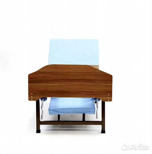 Медицинская кровать функциональная