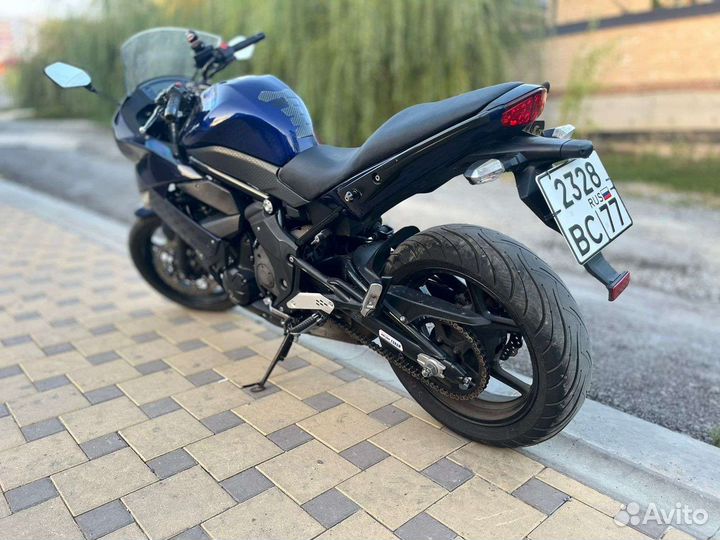 Kawasaki ninja 400R 2011 год