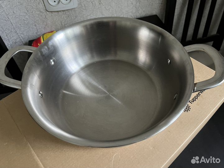 Tupperware кастрюля 3.5литра (сотейник)