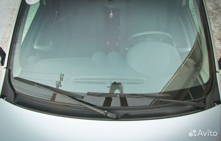 Накладка в проём стеклоочистителей Лада Ларгус