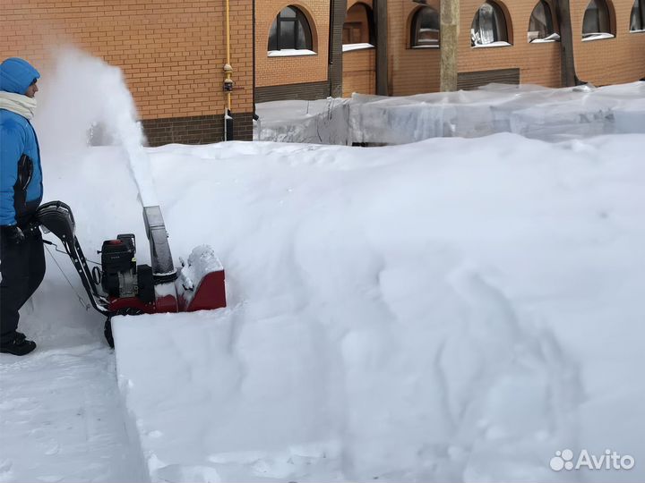 Снегоуборщик Canadiana CL61900R