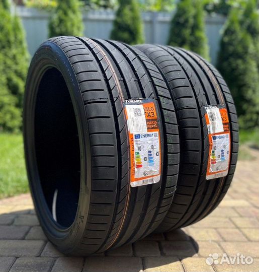 Tracmax X-Privilo TX3 245/40 R20 и 275/35 R20 99Y
