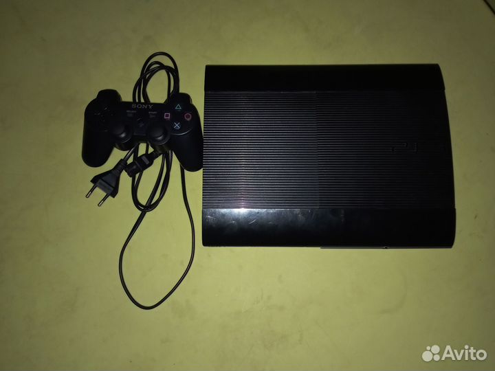 Sony playstation 3 super slim