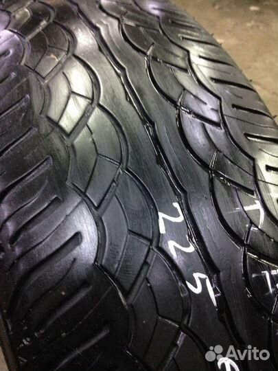 Yokohama Parada Spec-X 215/65 R17