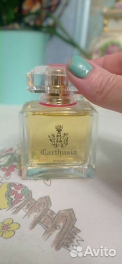 Духи женские Carthusia