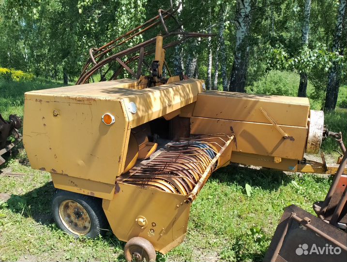 Пресс подборщик брикетный