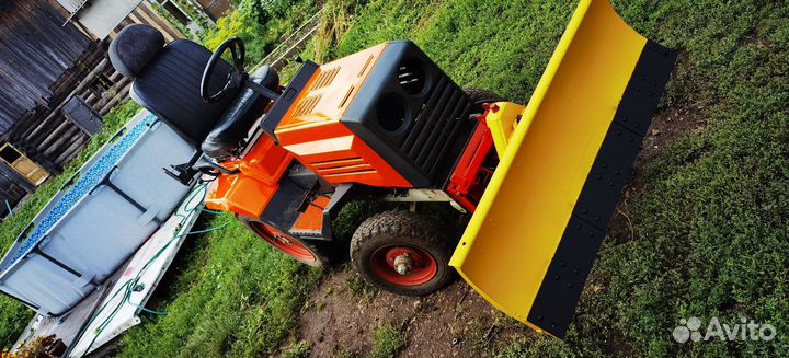 Мини-трактор КУРГАНМАШЗАВОД КМЗ-012, 1995