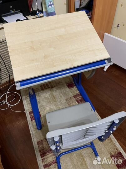 Растущая парта и стул дэми
