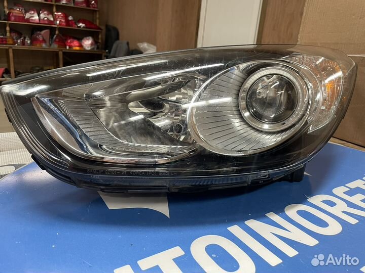 Фара левая Hyundai IX35 921012Y000