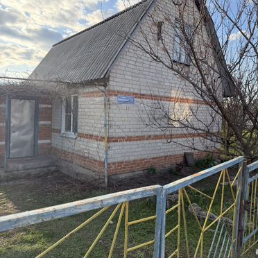 Дача на участке 12 сот.