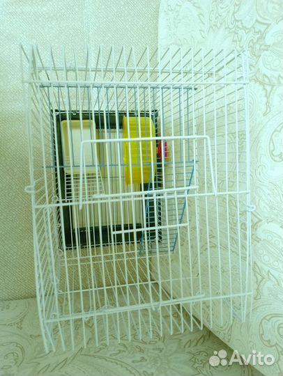 Клетка для хомяка с колесом и кормушкой