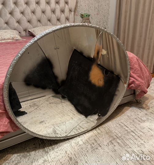 Зеркало,разбитое