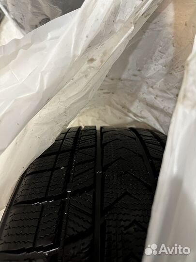 Windforce WA1060 225/40 R18