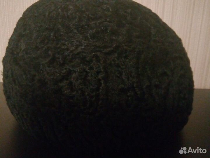 Шапка женская каракулевая