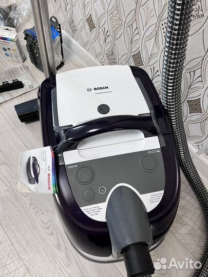 Моющий пылесос bosch BWD41740