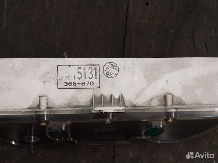 Приборная панель Mitsubishi Pajero II