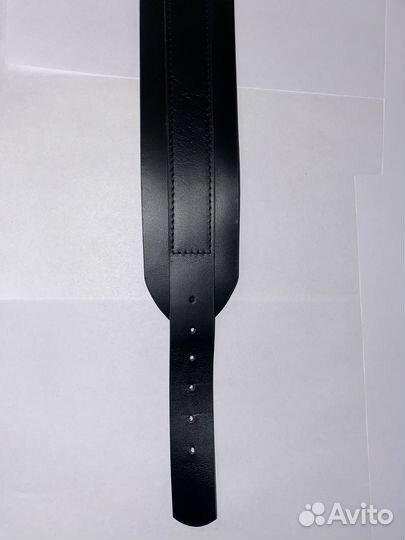 Широкий кожаный пояс