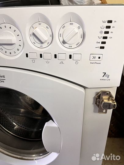 Встраиваемая стиральная машина ariston AWM129EU