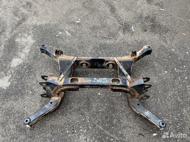 Задний подрамник Opel Antara