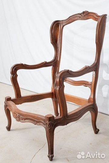 Деревянный каркас кресла