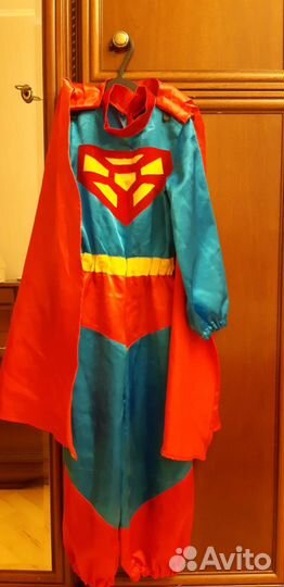Костюм супермена