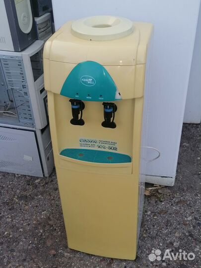 Куллер для 19л воды, с компрессором