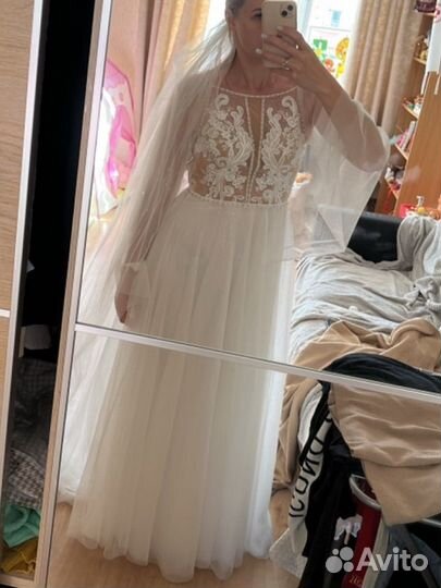 Свадебное платье