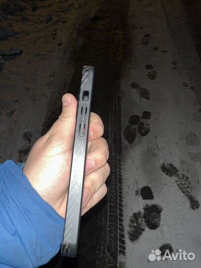 Чехол на iPhone 14 pro pitaka