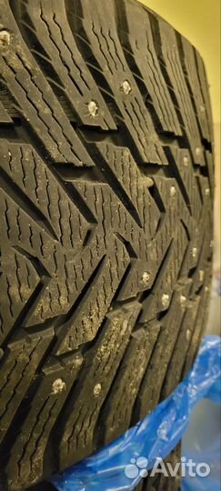 Nokian Tyres Hakkapeliitta 8 SUV 275/40 R20 и 315/35 R20