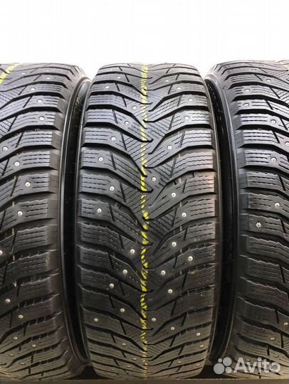 Kumho WinterCraft SUV Ice WS31 235/60 R17 112V