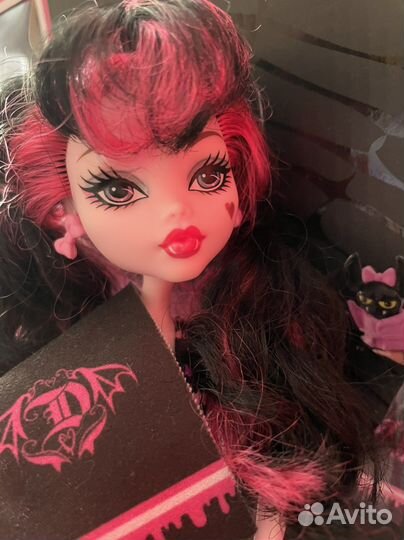 Кукла Монстер Хай набор Ванная комната Дракулауры