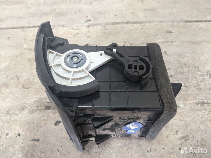 Воздуховод салона левый Kia Sorento BL