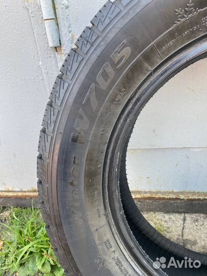 Goform W705 215/60 R16