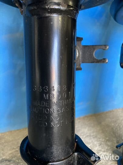 Сойки передние KYB Chevrolet Aveo T250 Разбор