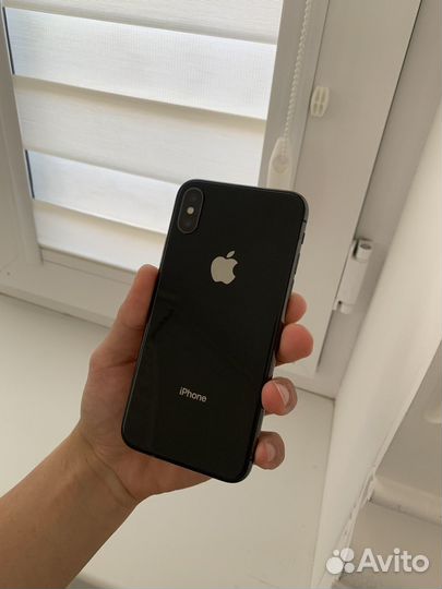 iPhone X, 256 ГБ