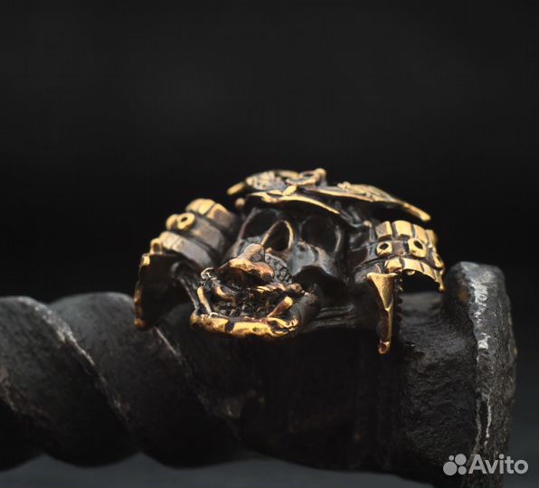 Бусина Темляк Брелок Самурай Шлем Доспехи Сегун