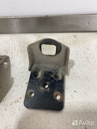 Крепление Mercedes W168 хэтчбек 1.4 2000