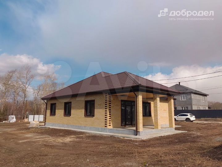Коттедж 147 м² на участке 15 сот.