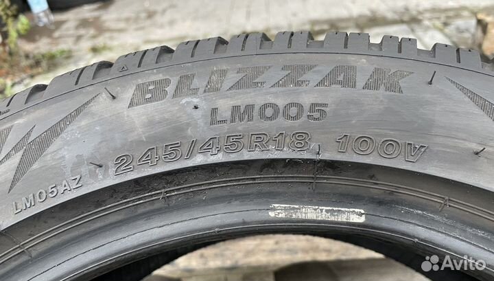 Bridgestone Blizzak LM-005 245/45 R18