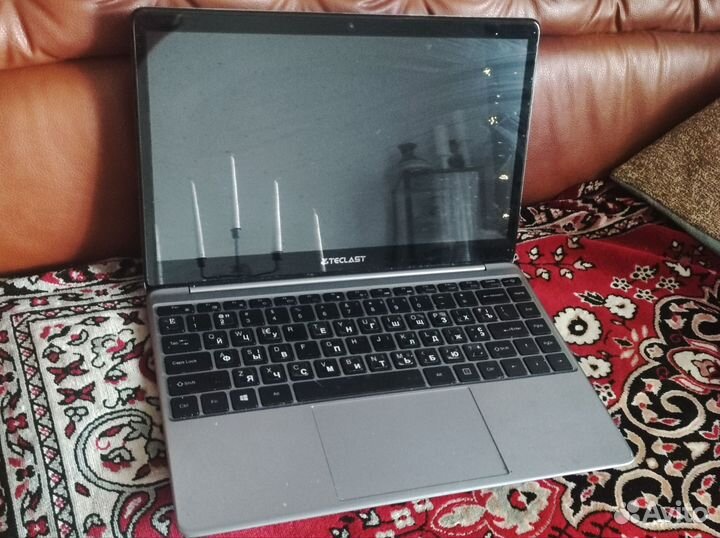 Ноутбук на запчасти