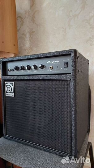 Басовый комбоусилитель Ampeg ва-108 V2