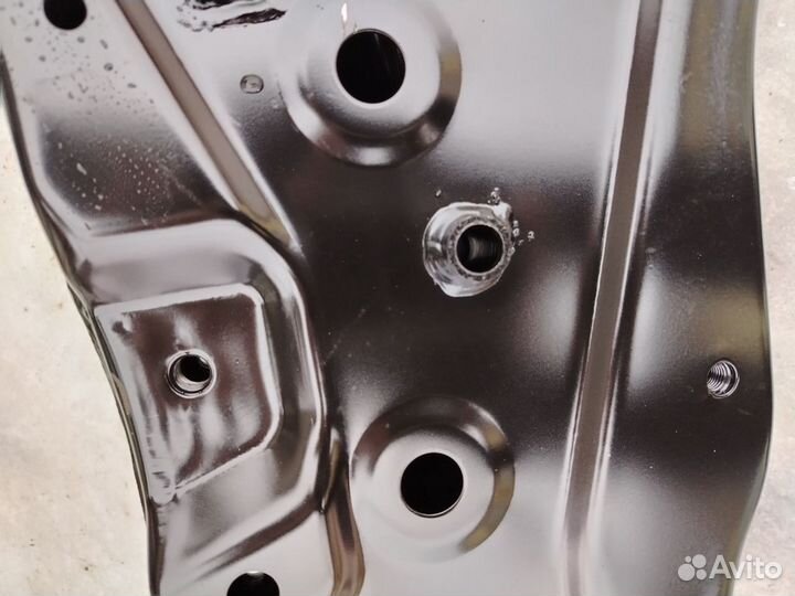 Подрамник Mitsubishi Lancer 10 передний