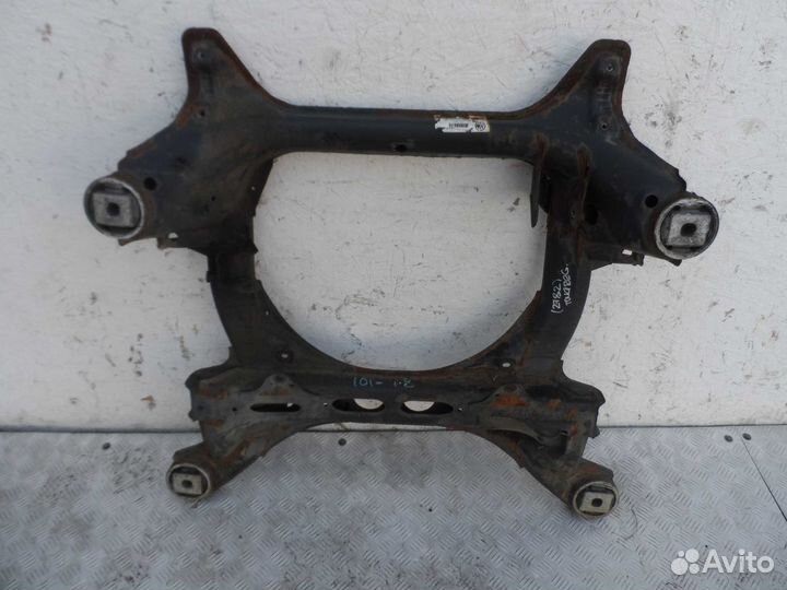 Подрамник Volkswagen Touareg 1 7L