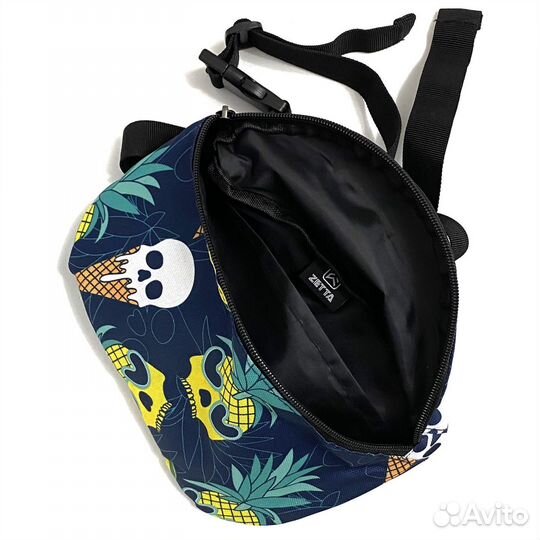 Кепка и напоясная сумка