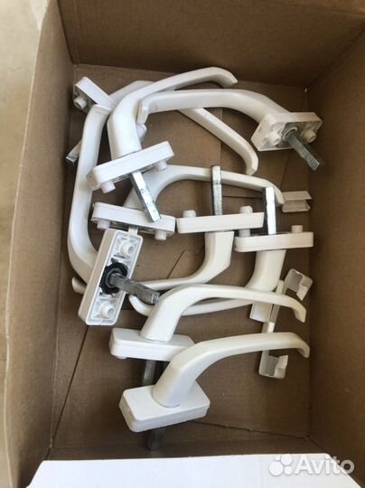 Ручки оконные