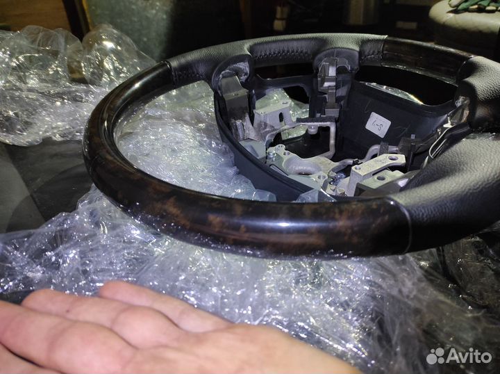 Руль Toyota Land Cruiser 200