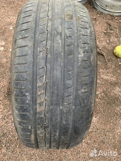 Yokohama 104ZR 225/50 R17