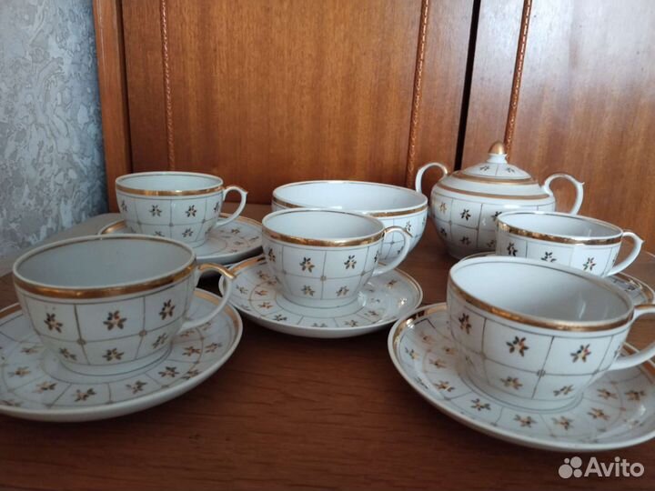 Сервиз чайный, фарфоровый